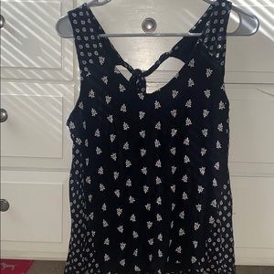 old navy tank top